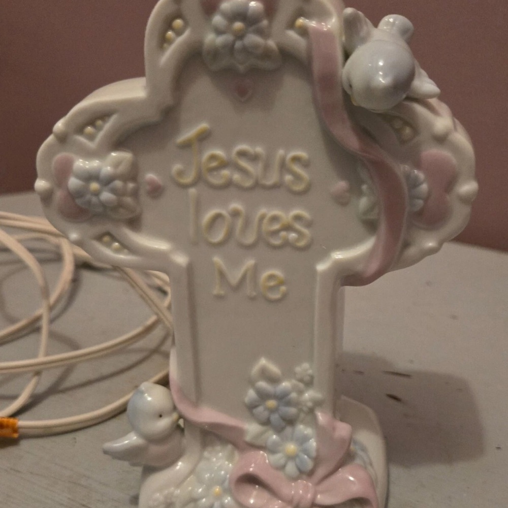Precious Moments Pink and White 'Jesus Loves Me' Cross Figurine
